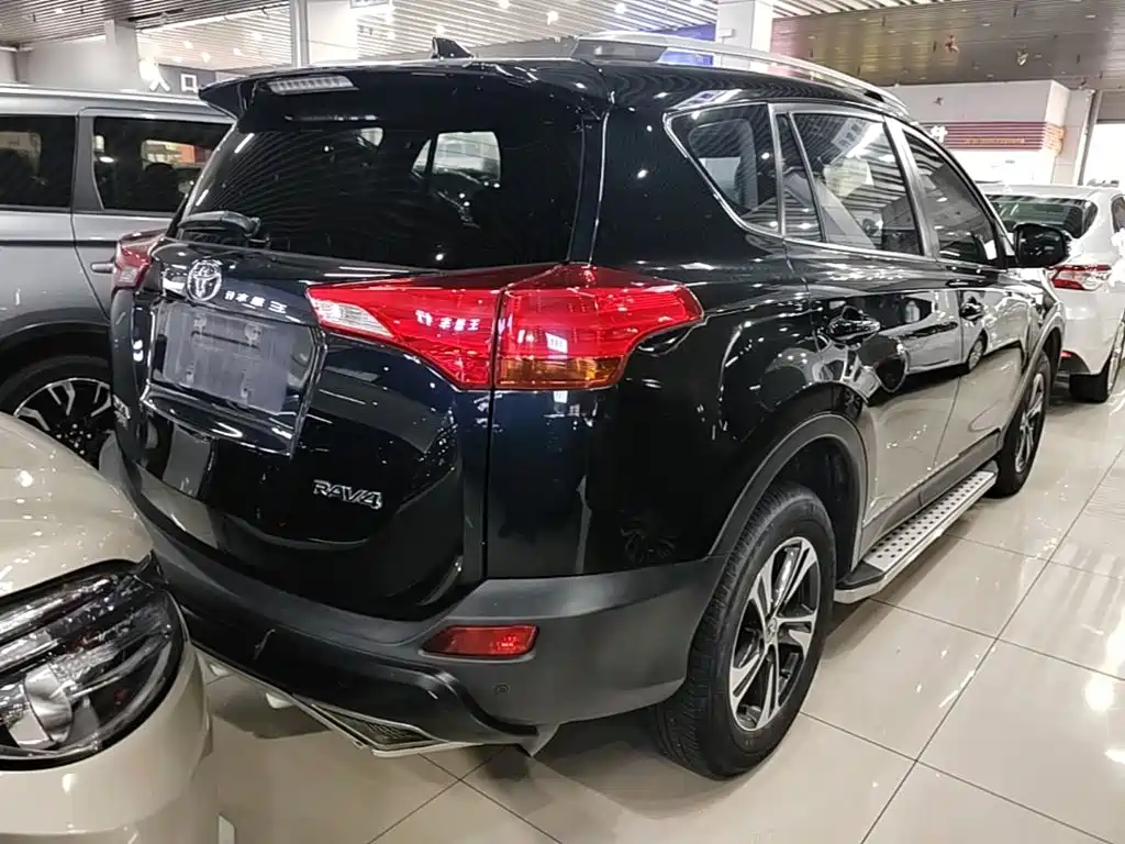 Toyota RAV4 2015 2.0L CVT