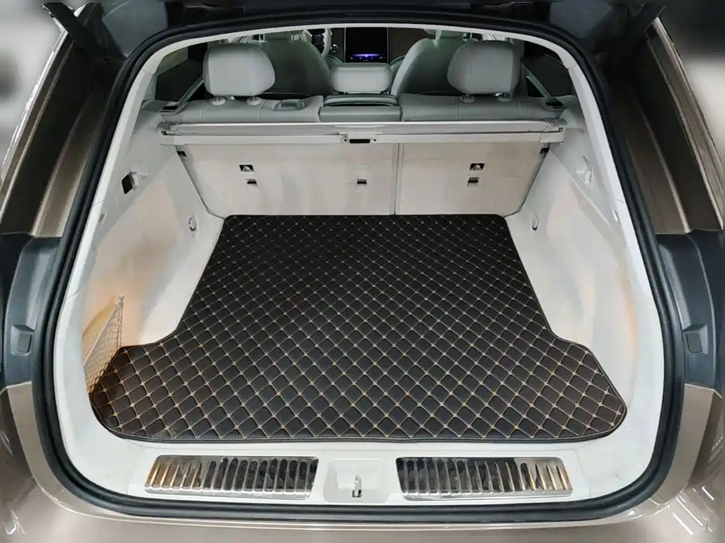 Mercedes-Benz EQE SUV — миниатюра 24