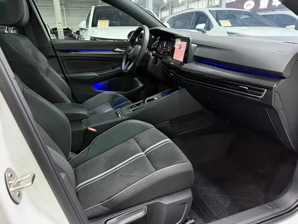 Volkswagen Golf — миниатюра 11