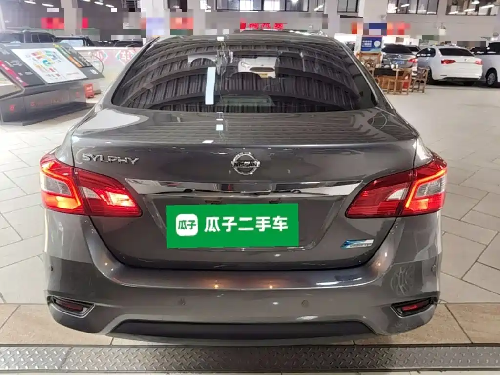 Nissan Sylphy — миниатюра 6