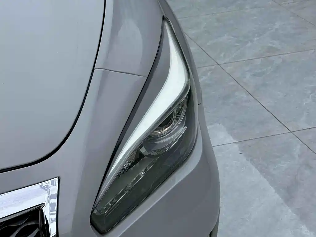 Infiniti Q70 2015 Q70L 2.5L Elite