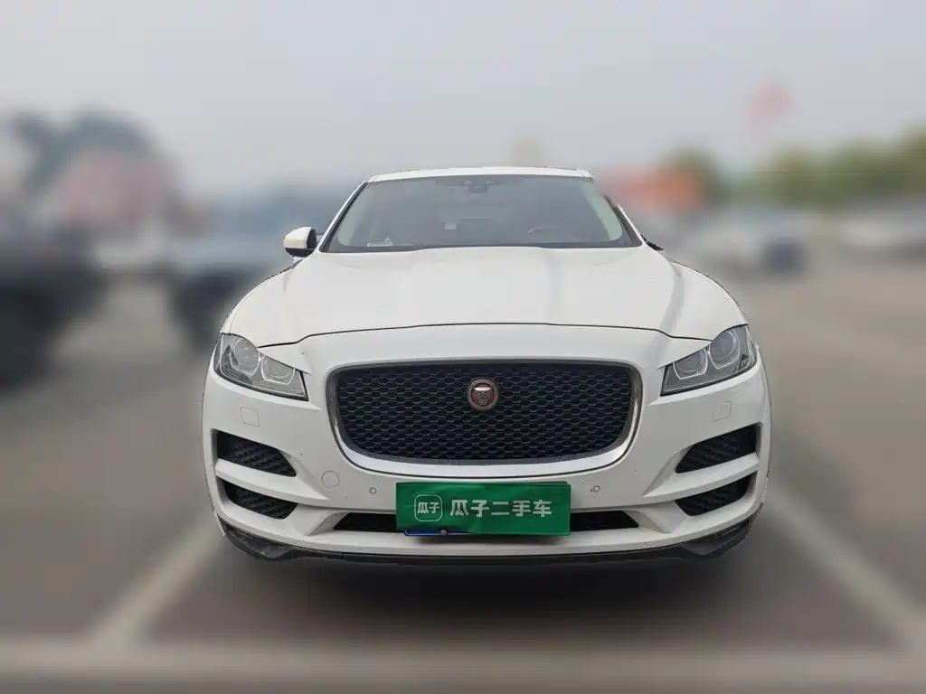 Jaguar F-PACE — миниатюра 2