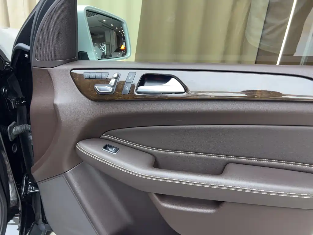 Mercedes-Benz GLS 2017 GLS 400 4MATIC