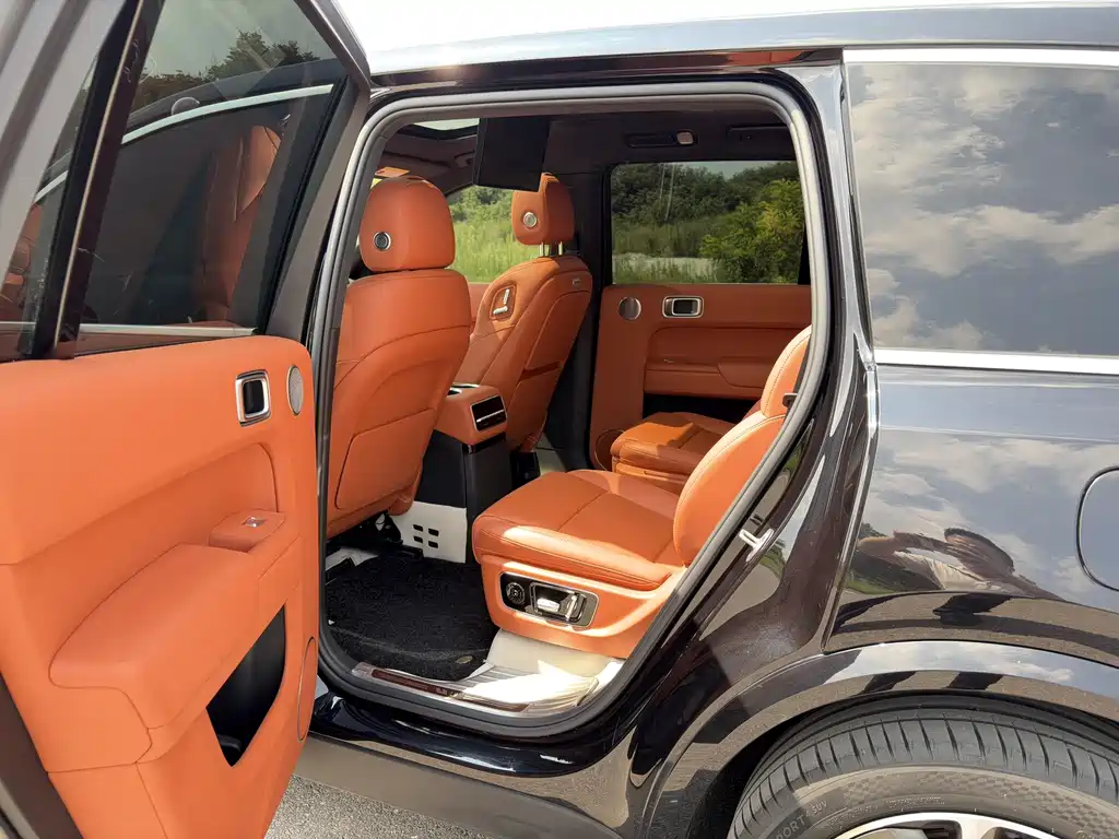 Li Auto Li L9 — миниатюра 9