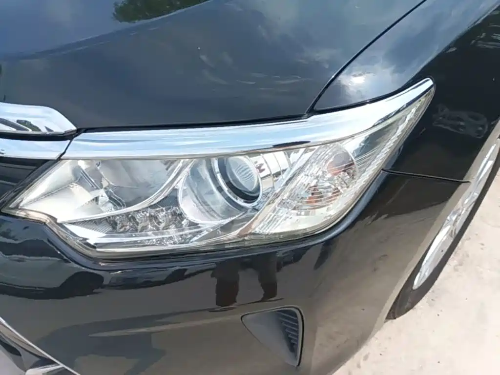 Toyota Camry — миниатюра 24