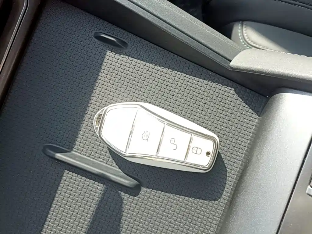 BYD Qin L — миниатюра 9