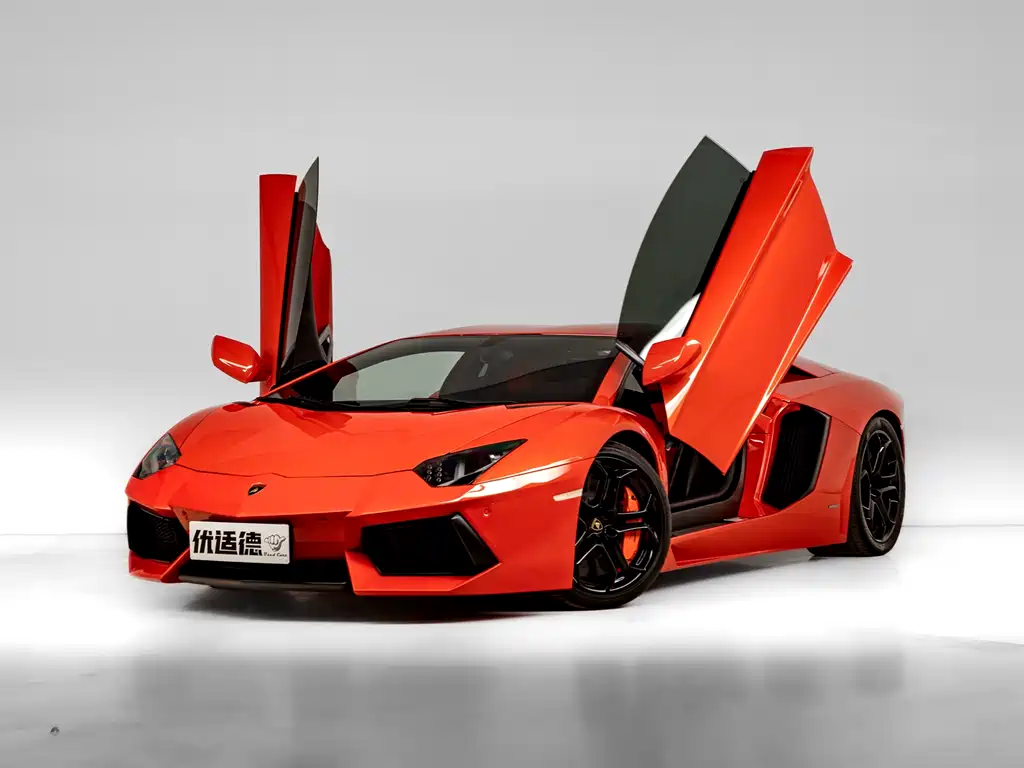 Lamborghini Aventador 2011 LP 700-4