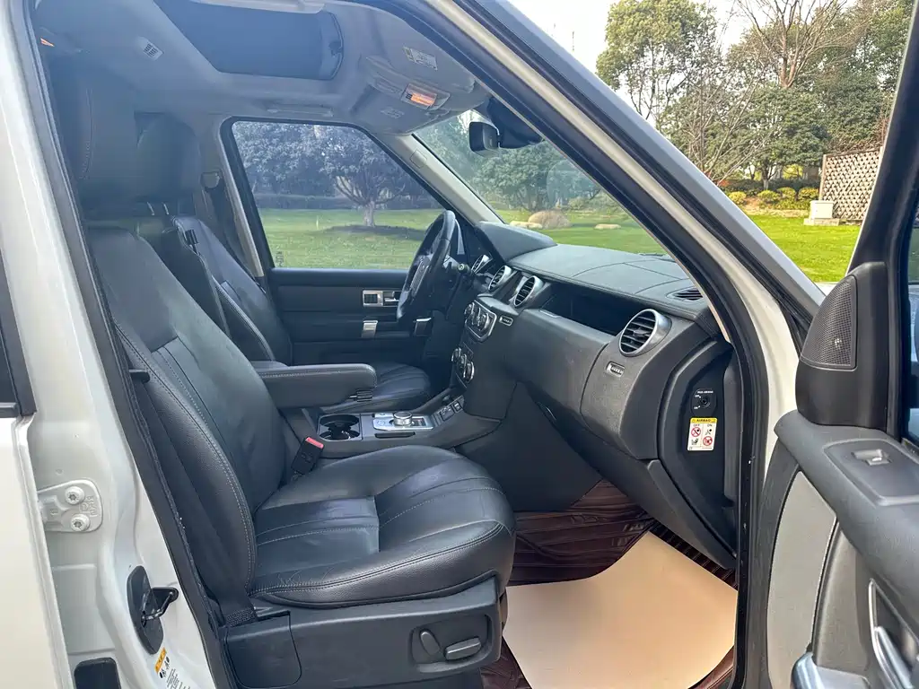 Land Rover Discovery — миниатюра 11