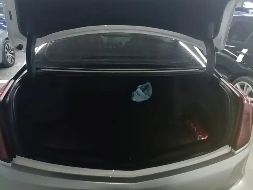 Cadillac CT6 — миниатюра 19