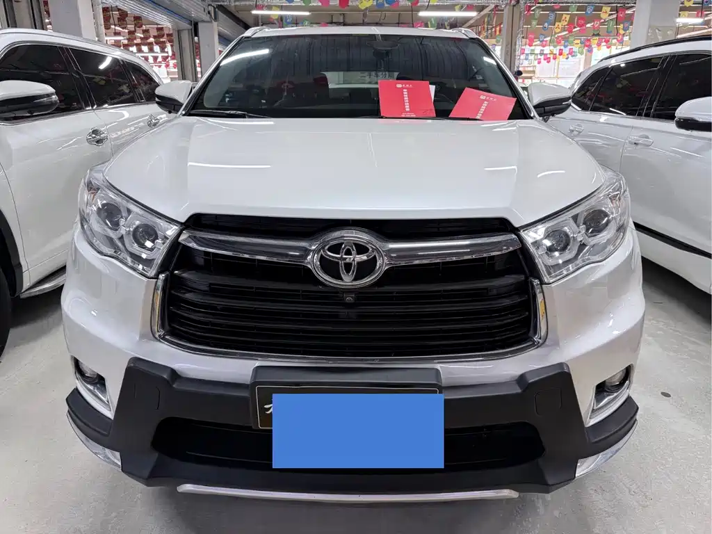 Toyota Highlander — миниатюра 2