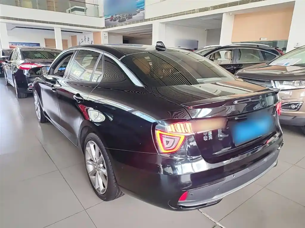 Lynk & Co 03 2018 1.5TD DCT Pro V