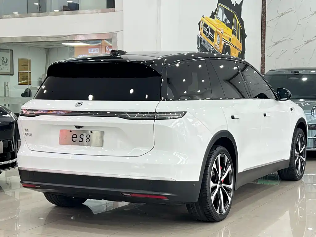 NIO ES8 — миниатюра 6