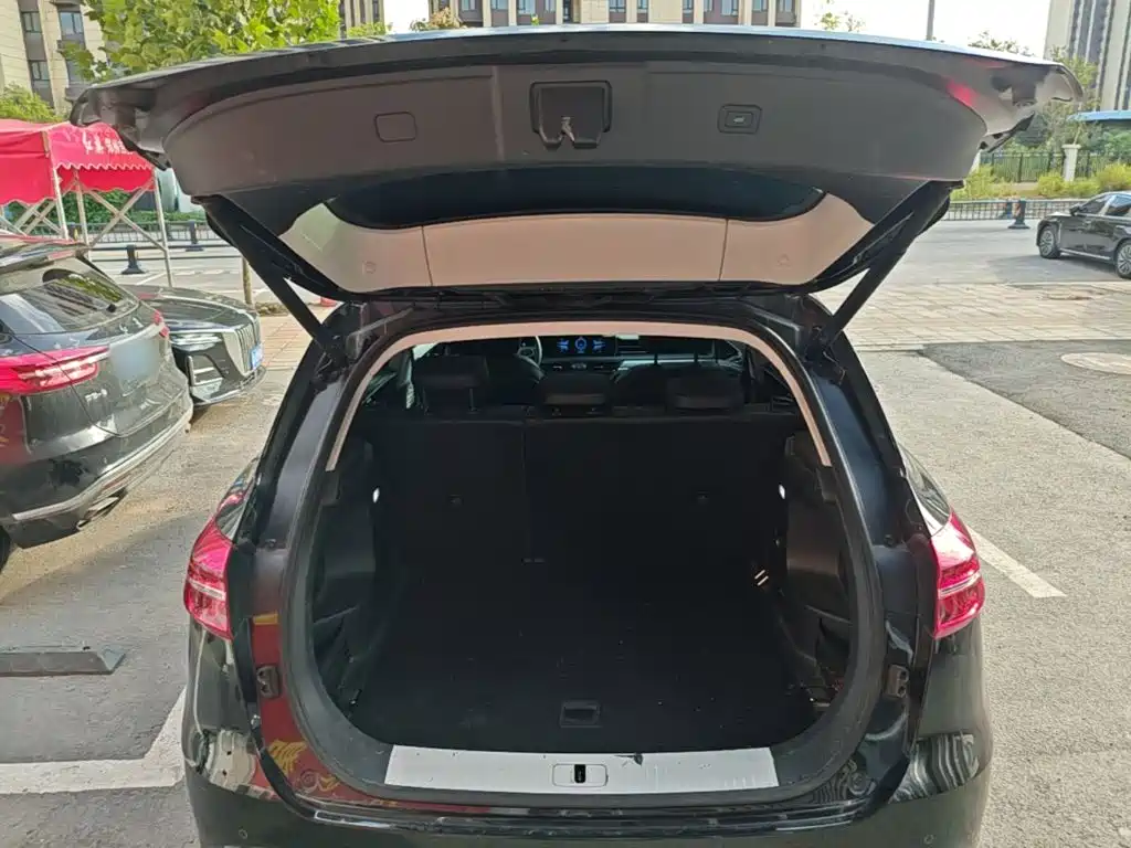 Hongqi Hongqi HS5 — миниатюра 19