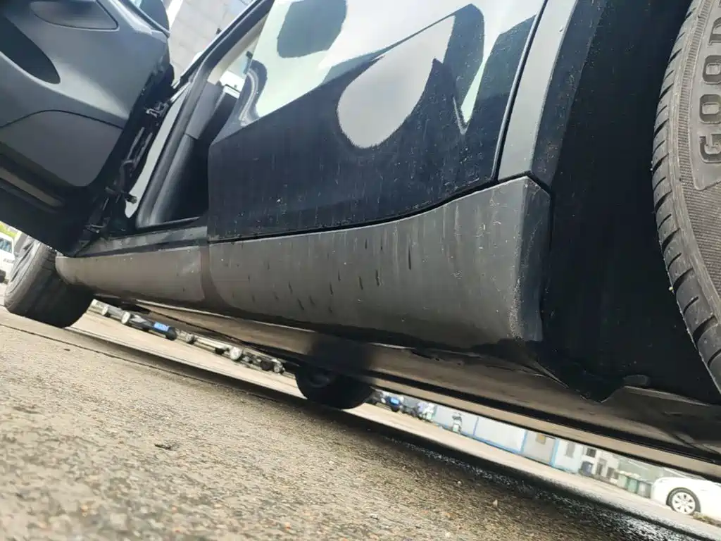 Tesla Model Y — миниатюра 22
