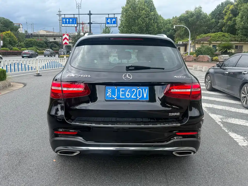 Mercedes-Benz GLC — миниатюра 5
