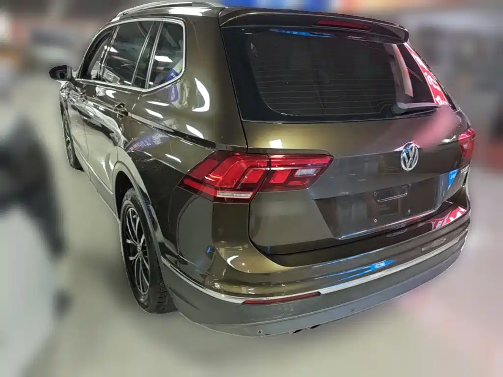 Volkswagen Tiguan L — миниатюра 7