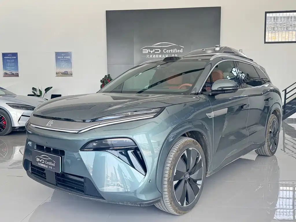 Byd 唐L 2025