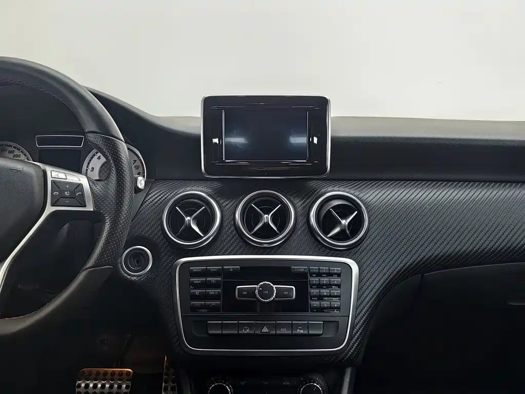 Mercedes-Benz A-Class (Import) — миниатюра 12