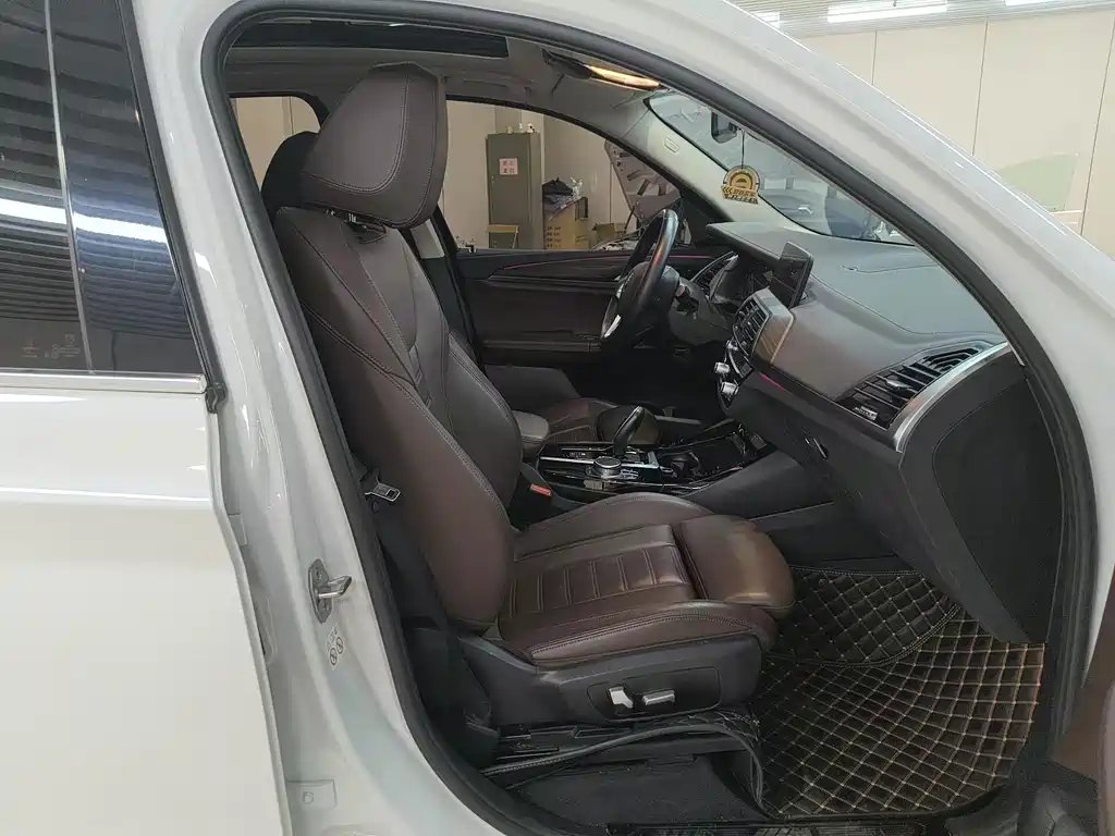 BMW X3 — миниатюра 10
