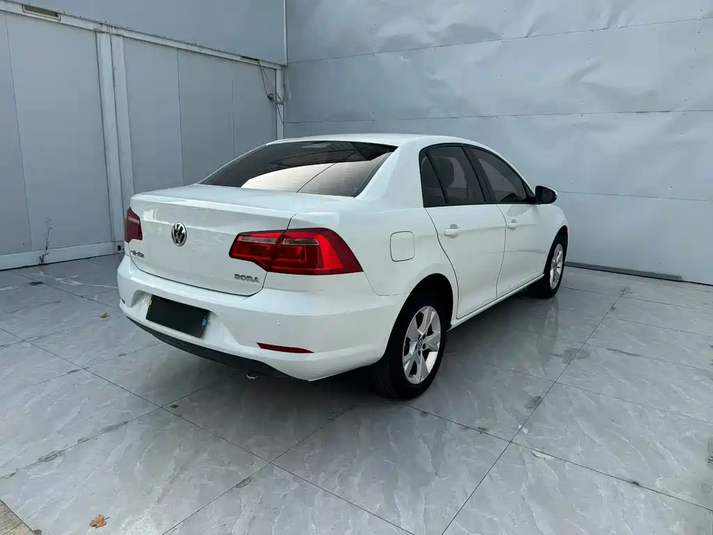 Volkswagen Bora — миниатюра 7