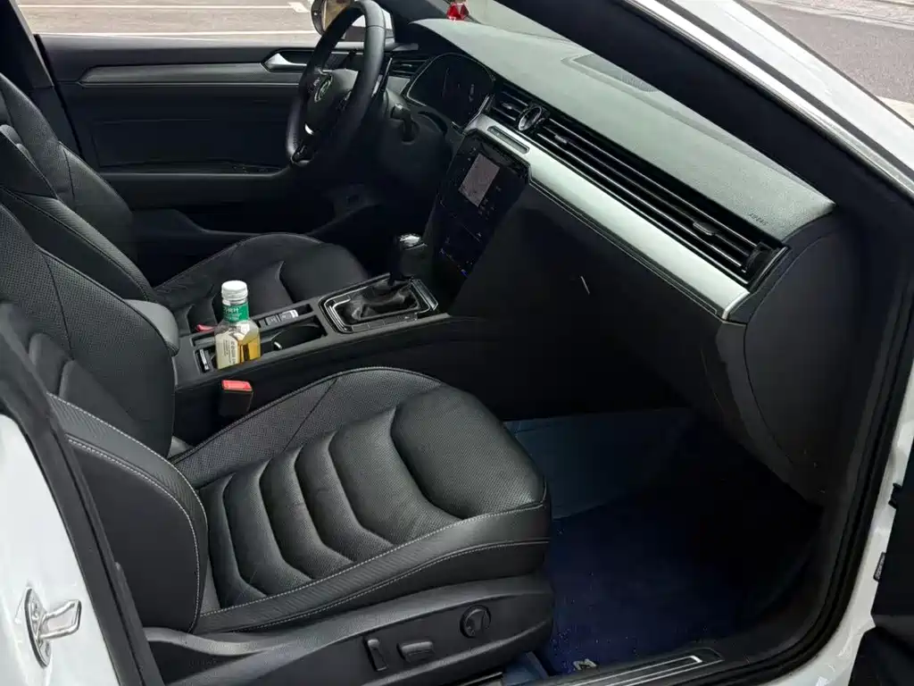 Volkswagen CC — миниатюра 11