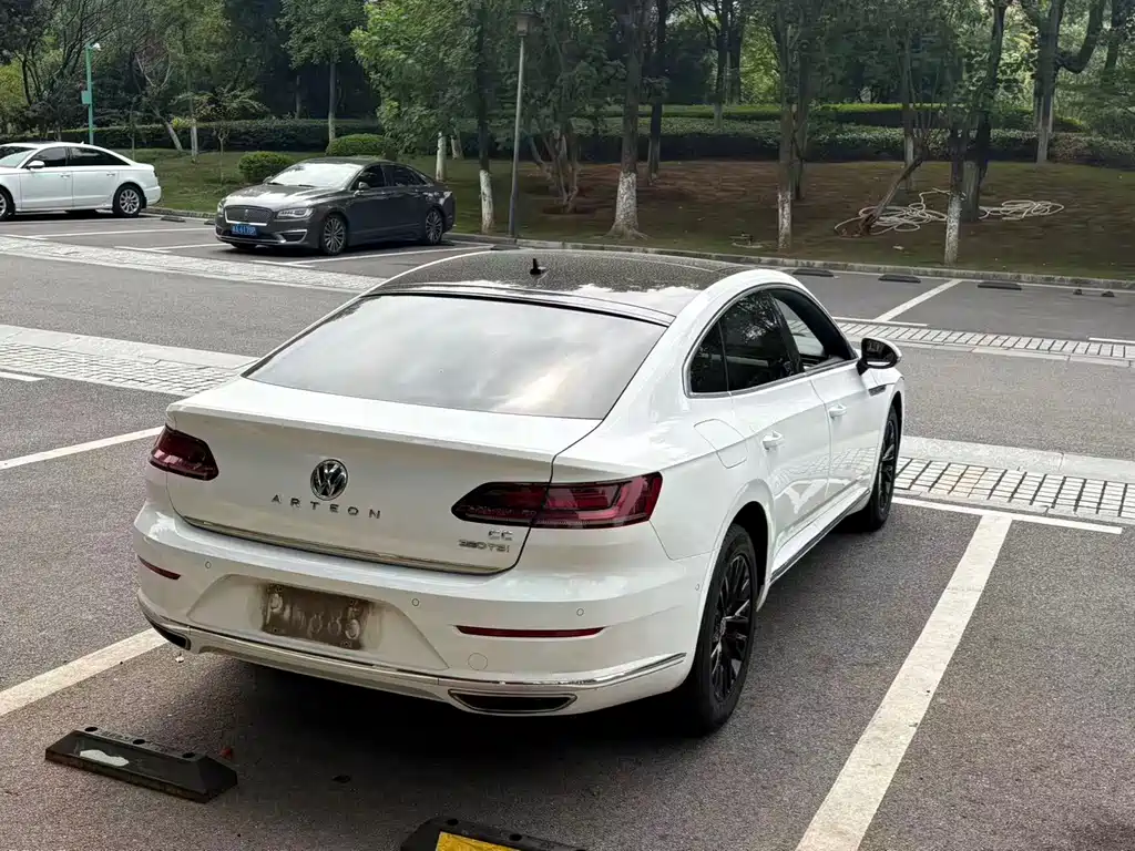 Volkswagen CC — миниатюра 12