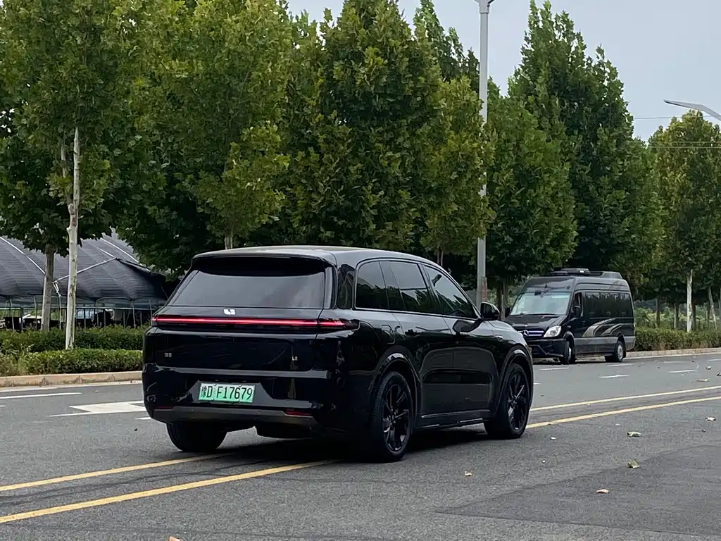 Li Auto Li L8 — миниатюра 9
