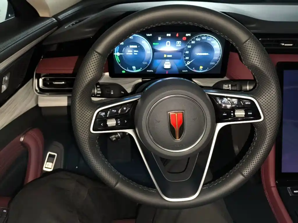 Hongqi H5 PHEV — фотографии объявления, Фото 11