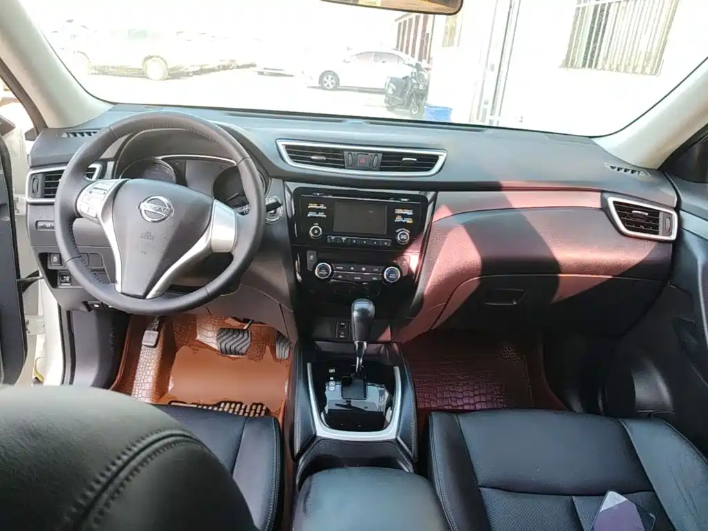 Nissan X-Trail — миниатюра 10