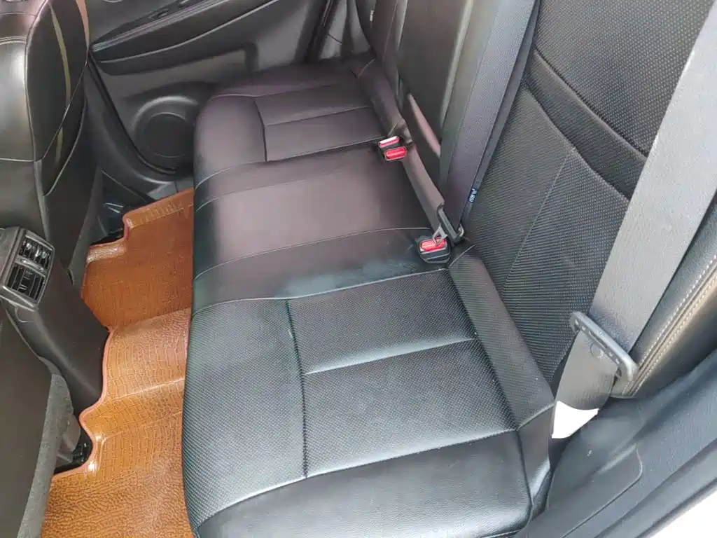 Nissan X-Trail — миниатюра 17