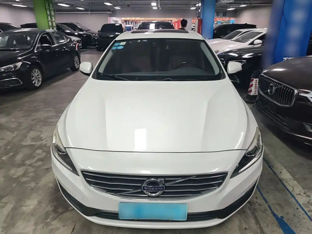 Volvo S60 — миниатюра 3