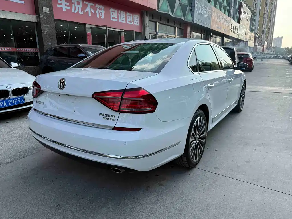 Volkswagen Passat — миниатюра 5