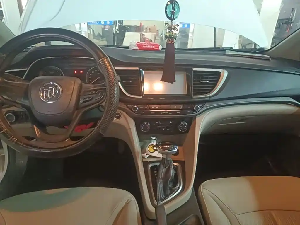 Buick Excelle — миниатюра 13