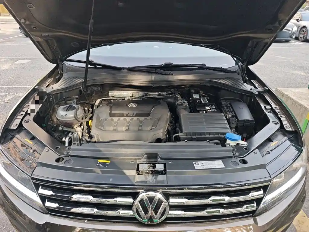 Volkswagen Tiguan L — миниатюра 16