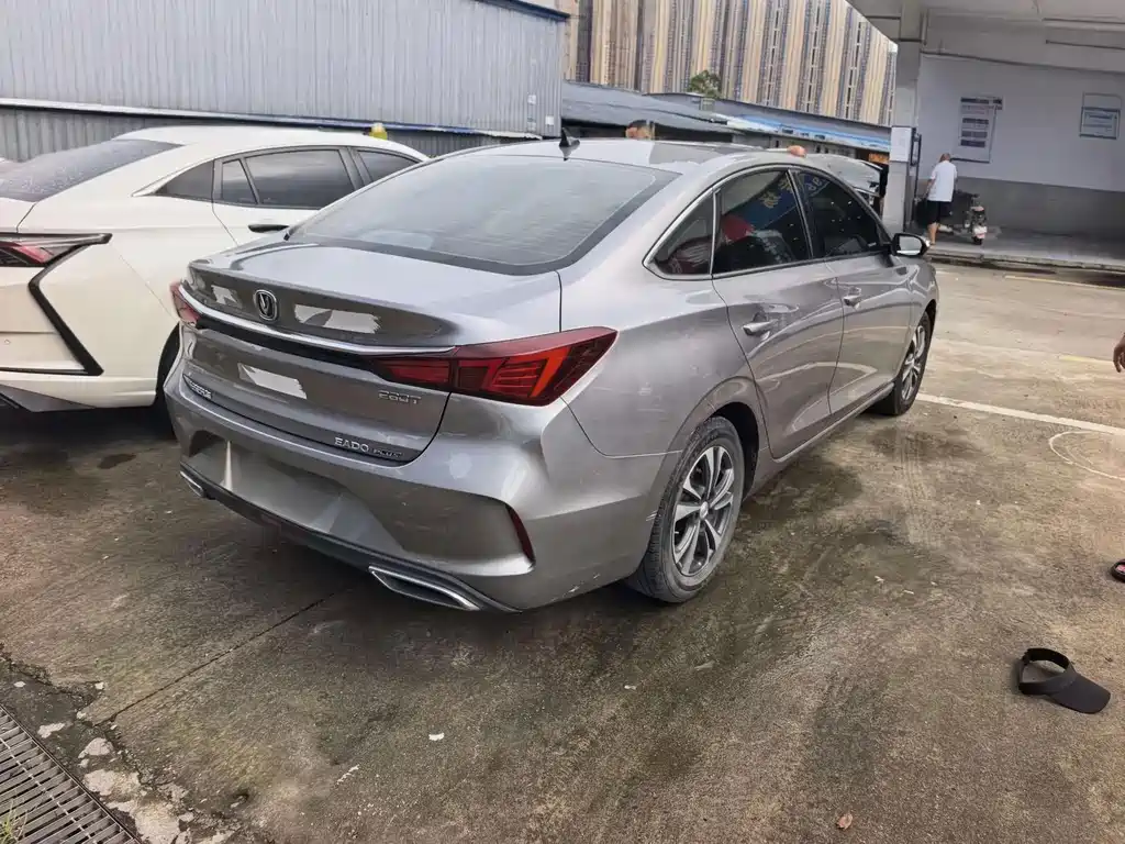 Changan Eado — миниатюра 7