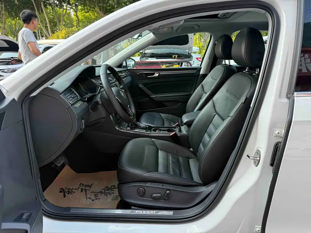 Volkswagen Passat — миниатюра 12