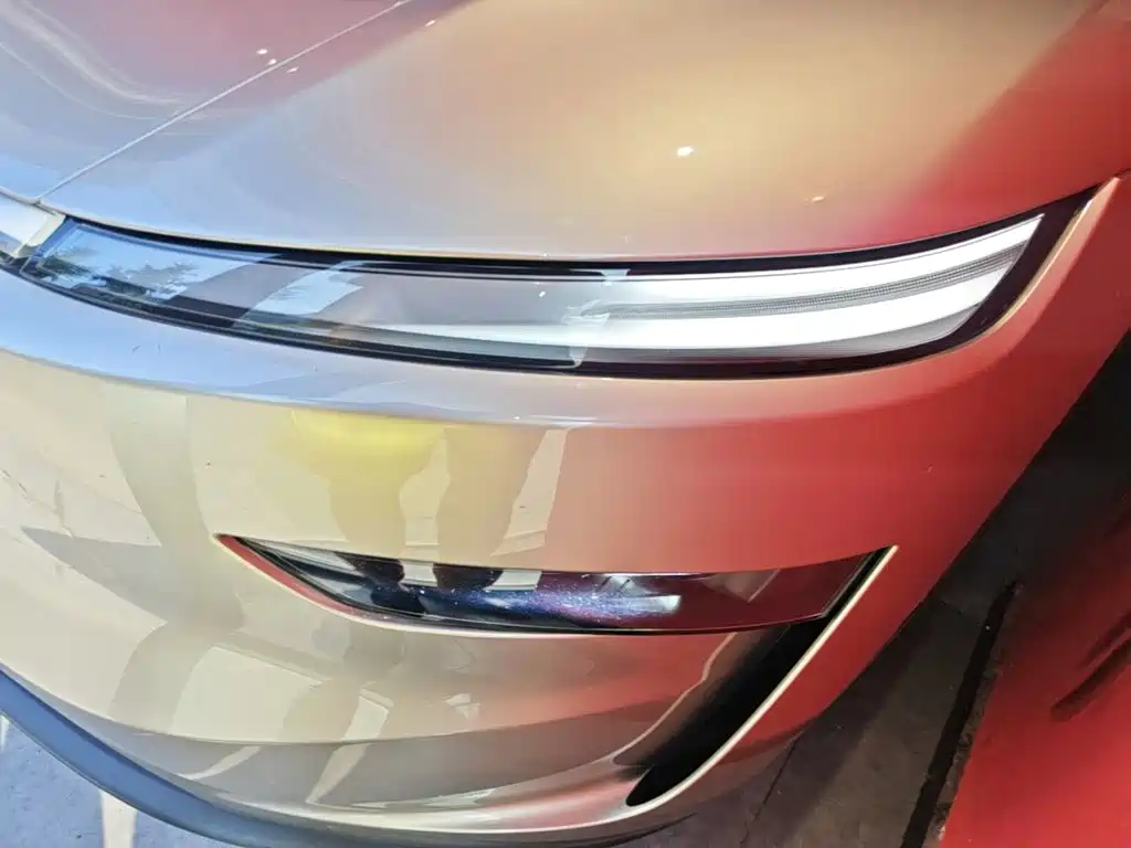 Tesla Model Y L — миниатюра 24