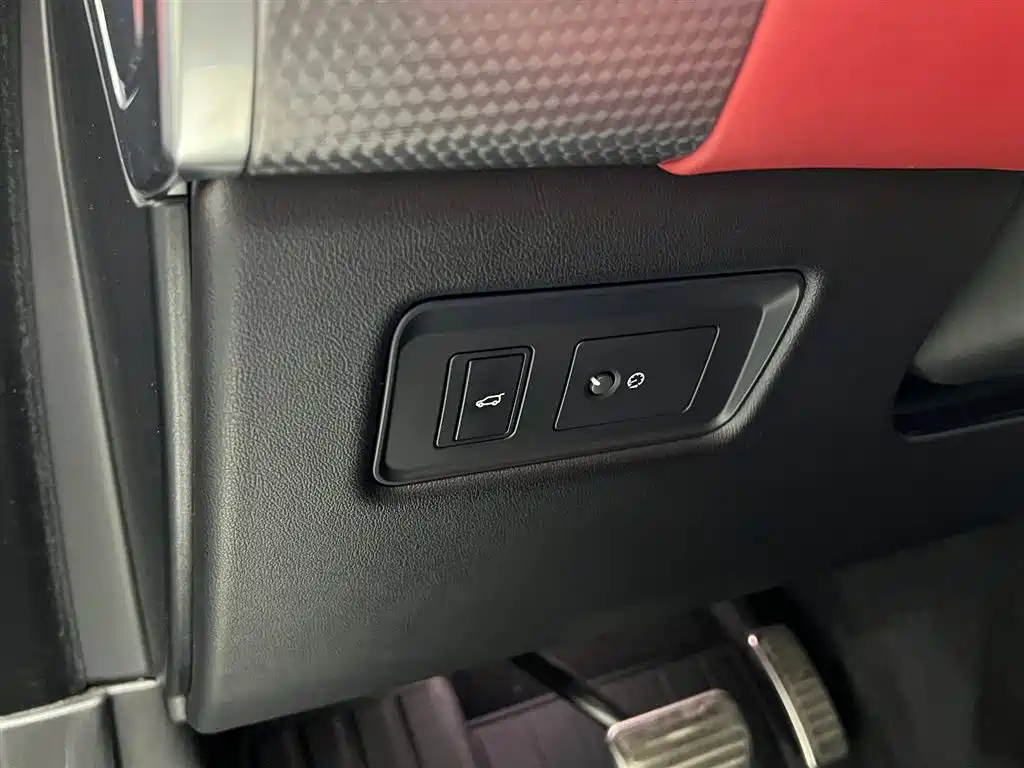 Land Rover Range Rover Sport 2020 3.0 L6 HSE DYNAMIC
