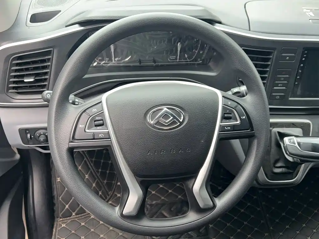 MAXUS V80 — миниатюра 5