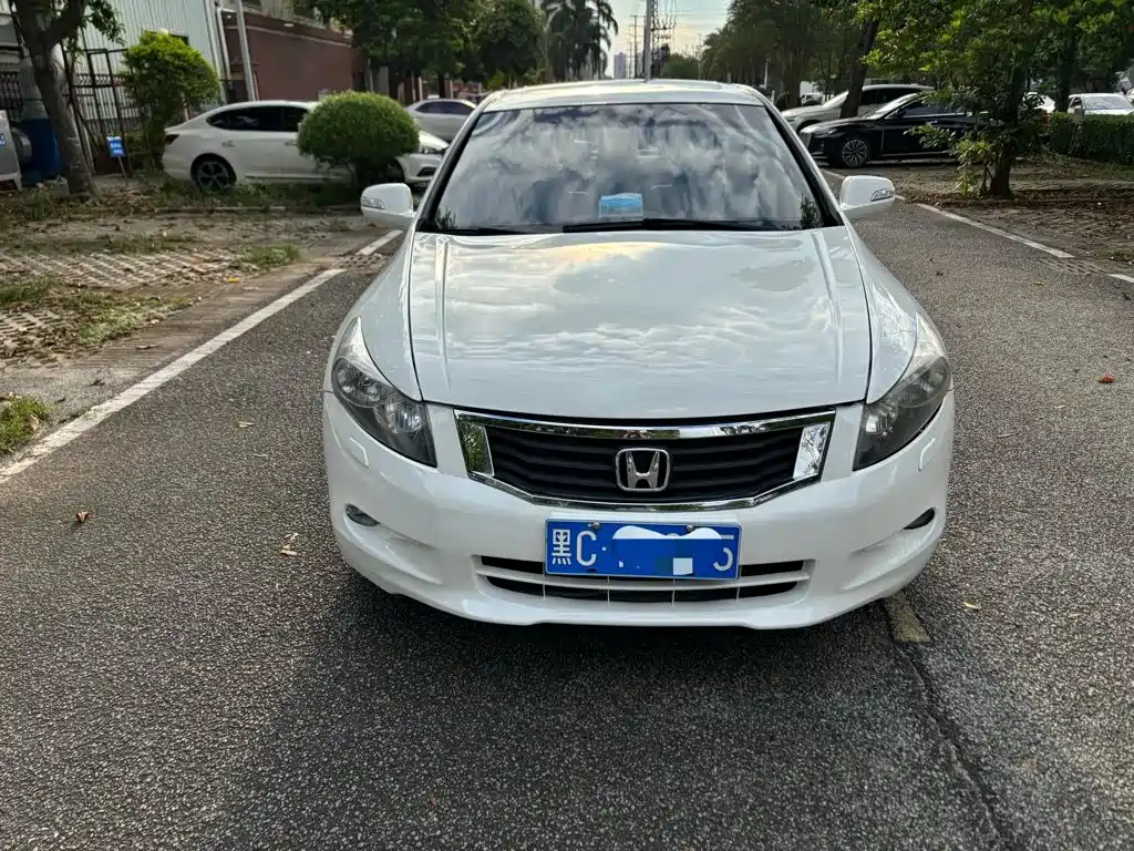 Honda Accord — миниатюра 2