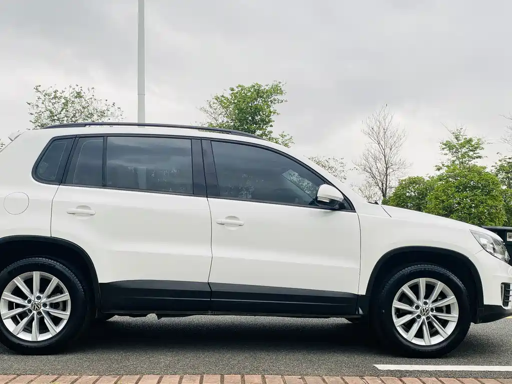 Volkswagen Tiguan 2016 280TSI AT