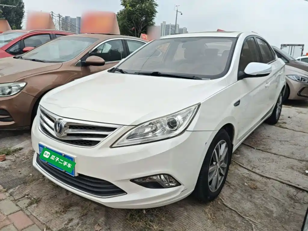 Changan Eado — миниатюра 2