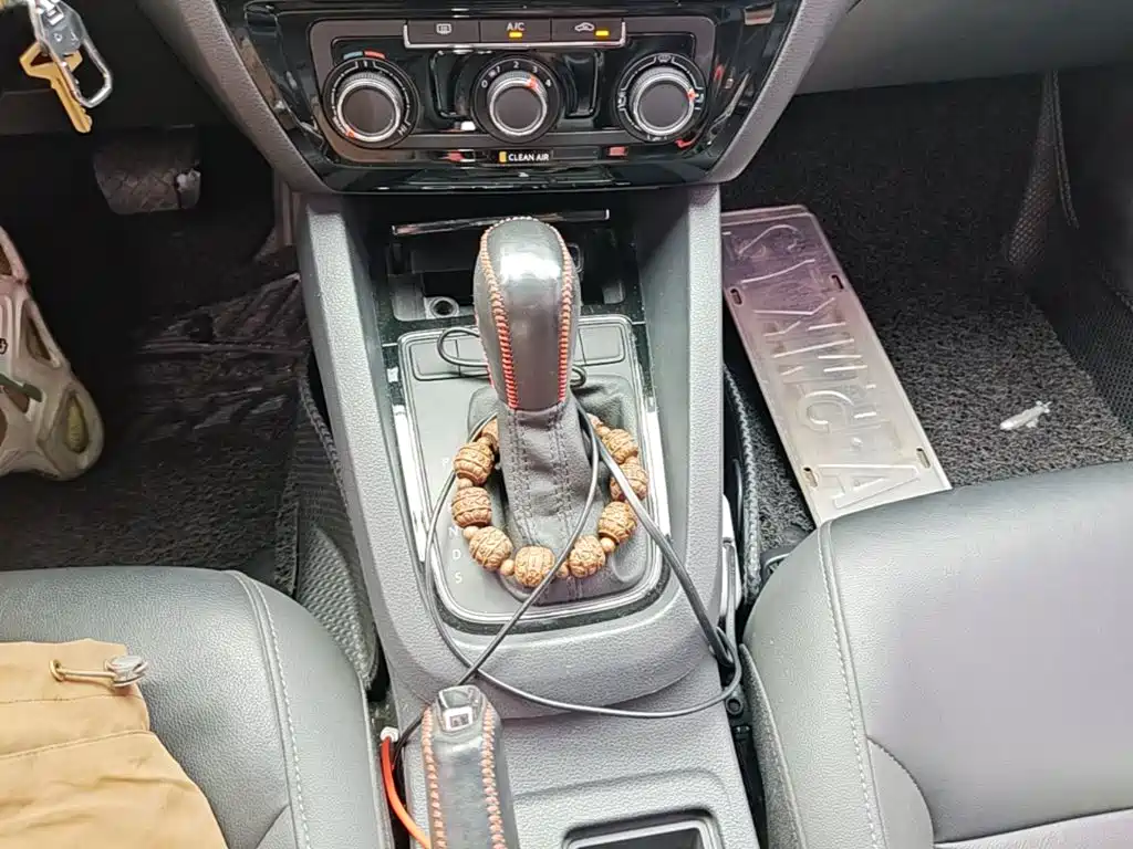 Volkswagen Sagitar — миниатюра 14