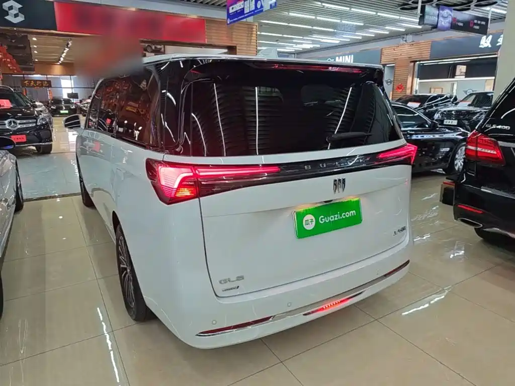 Buick GL8 2025 Smart