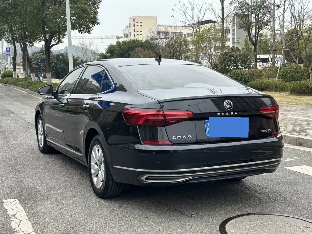 Volkswagen Passat — миниатюра 7