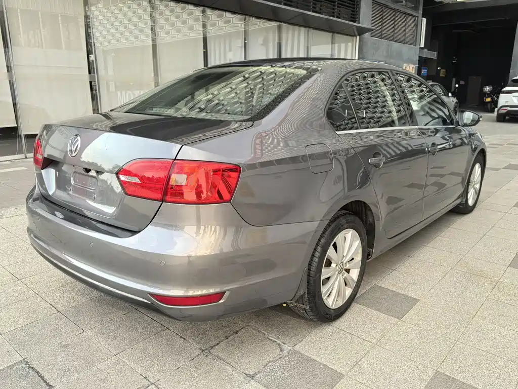 Volkswagen Sagitar — миниатюра 5