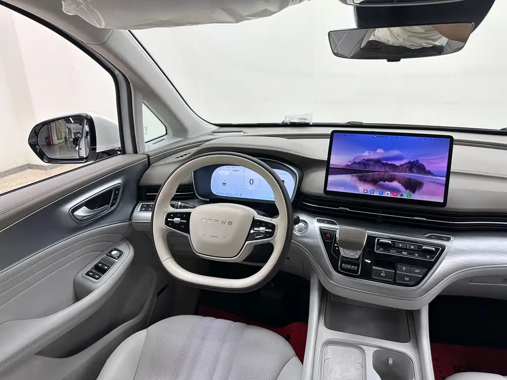 Roewe iMAX8 New Energy — миниатюра 24