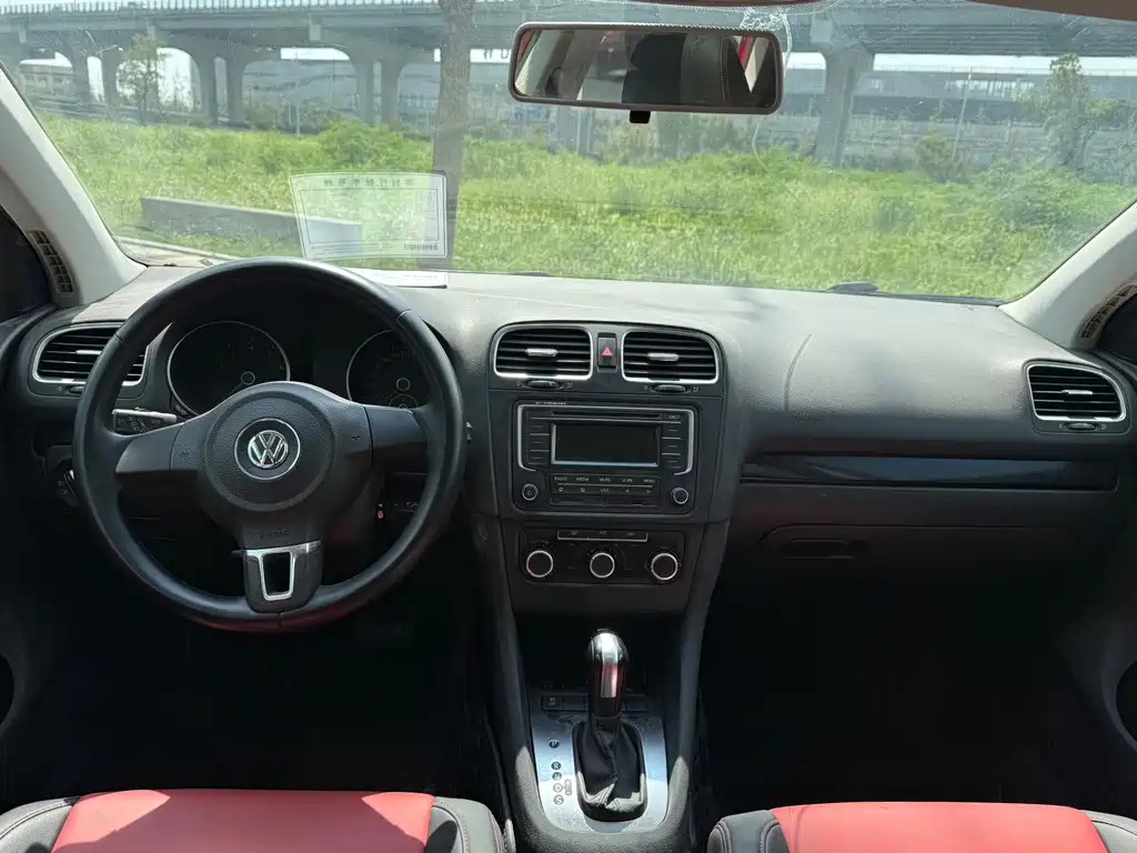 Volkswagen Golf — миниатюра 9