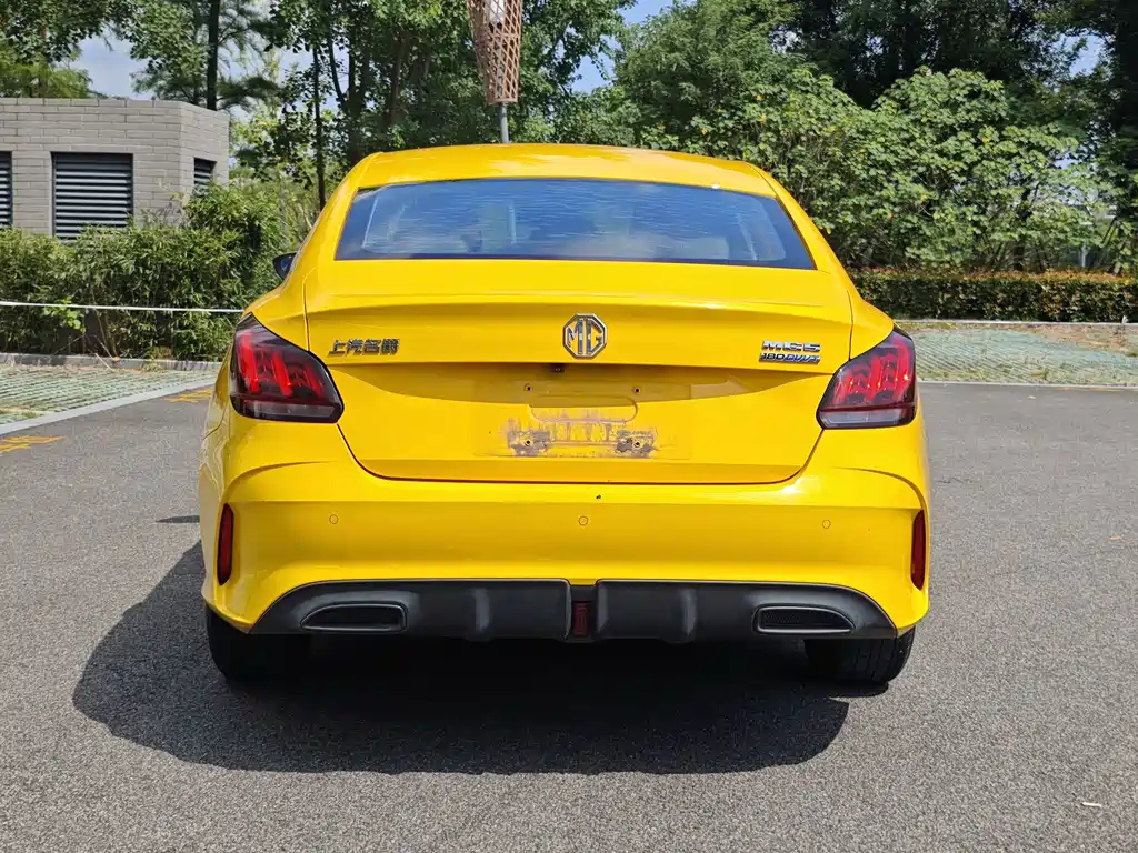 MG MG5 — миниатюра 15