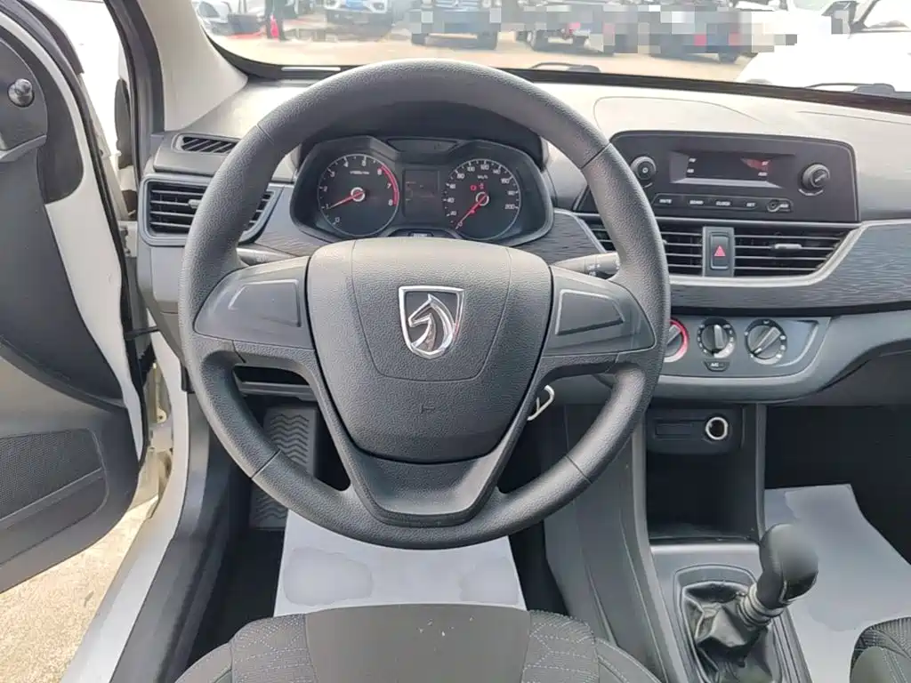 Baojun 310W — миниатюра 11